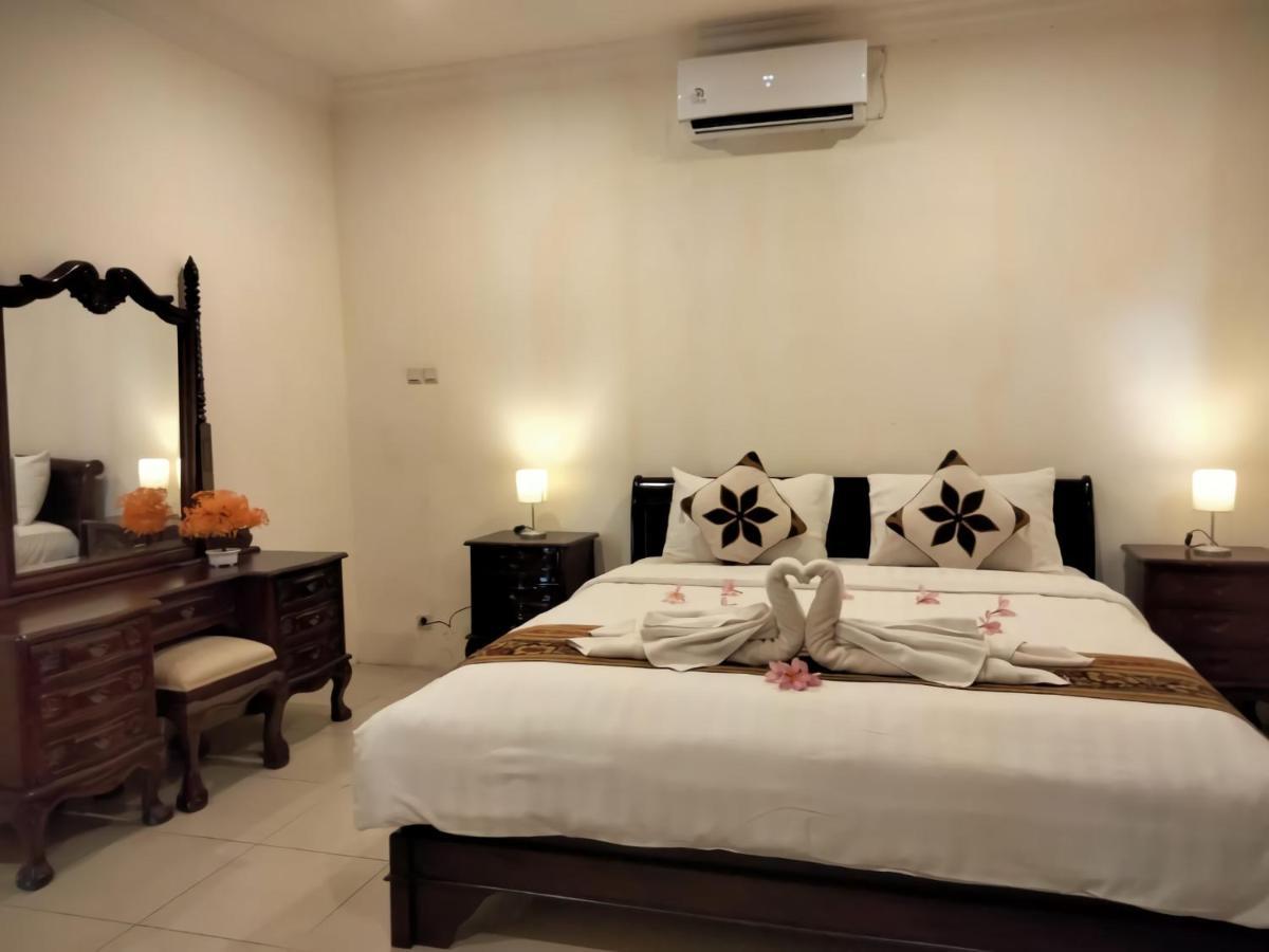 Seaview Beach Resort Jepara Exteriör bild