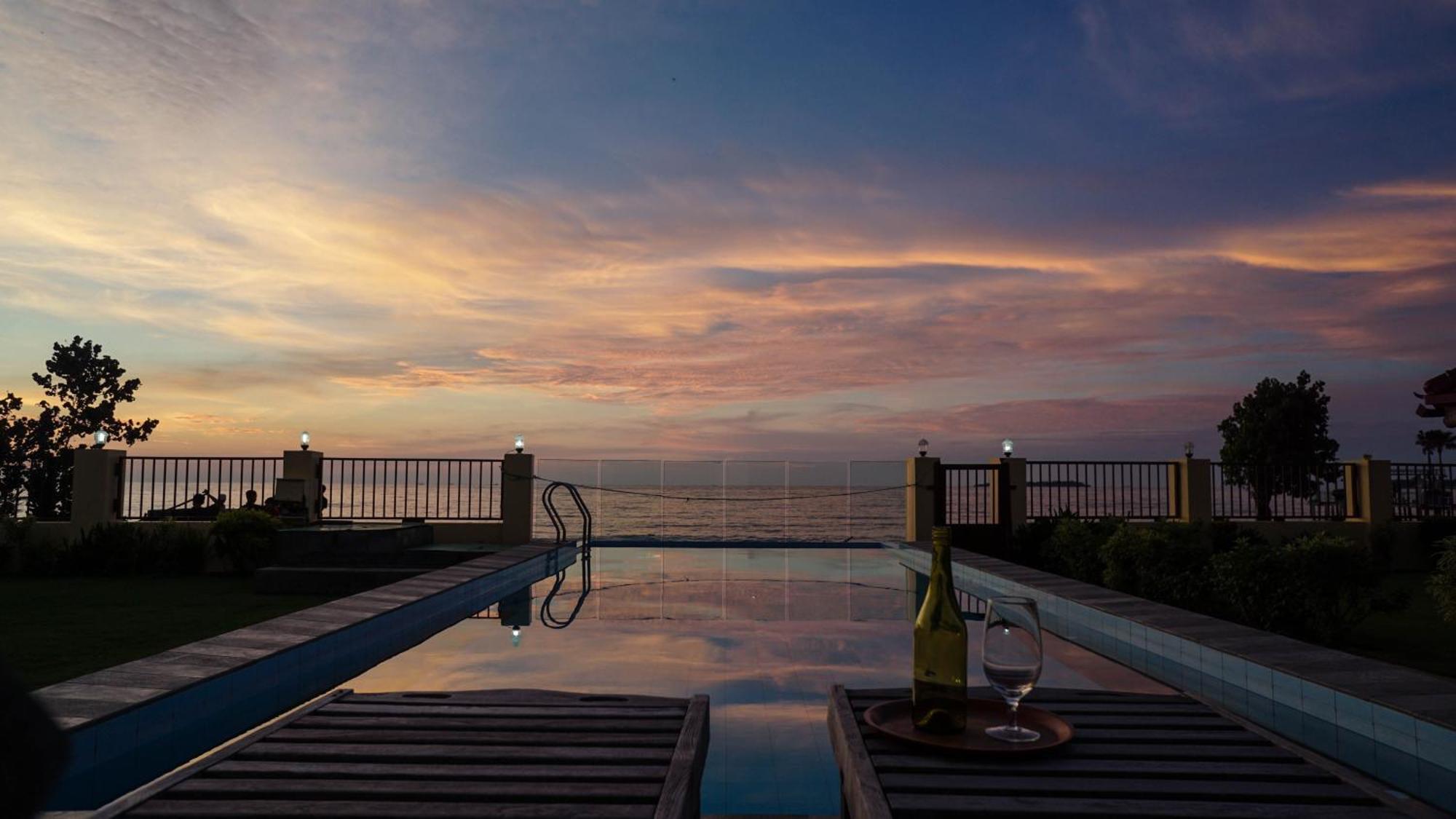 Seaview Beach Resort Jepara Exteriör bild